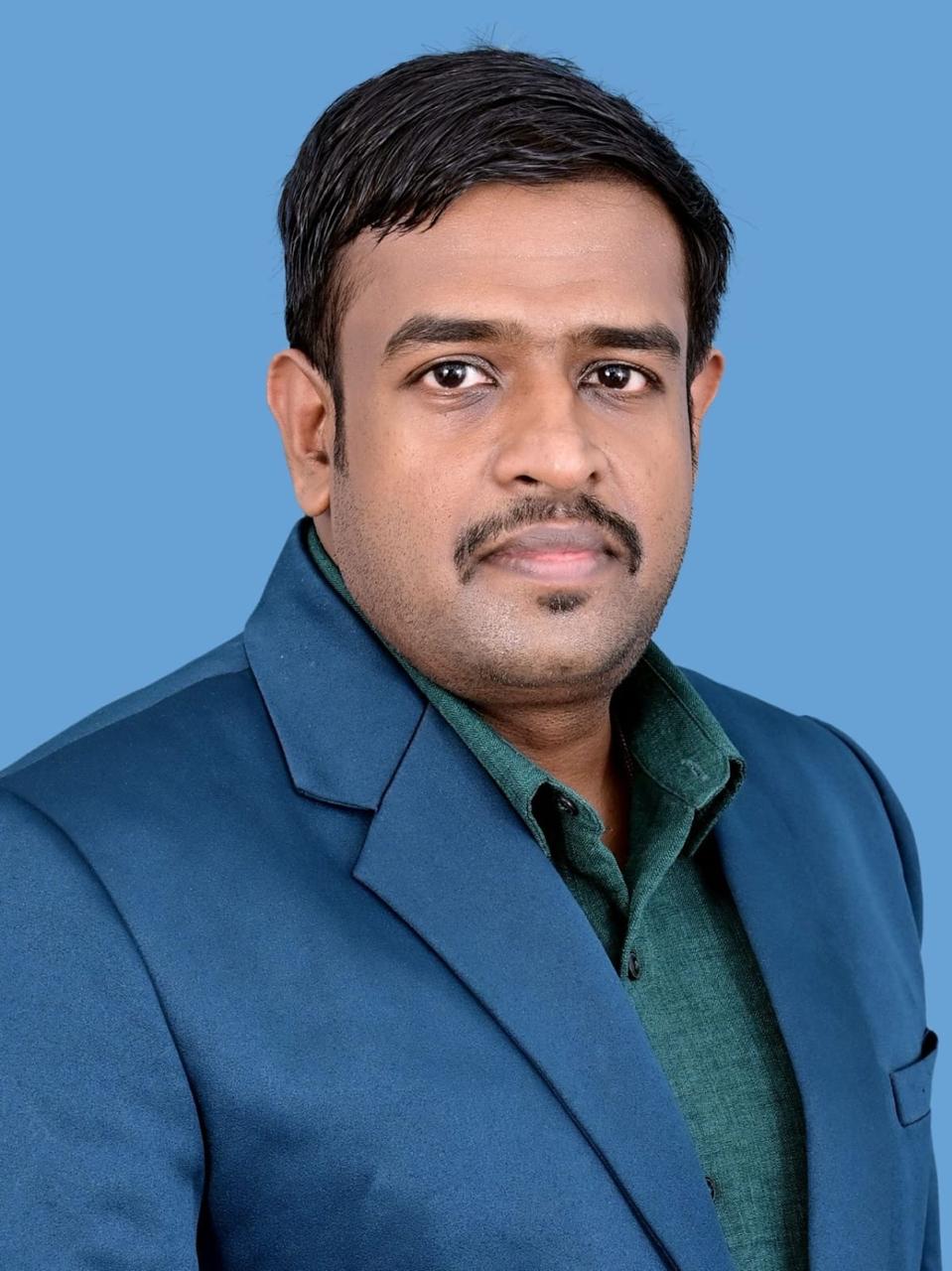 Prof. Dr. Adersh G A, MDS